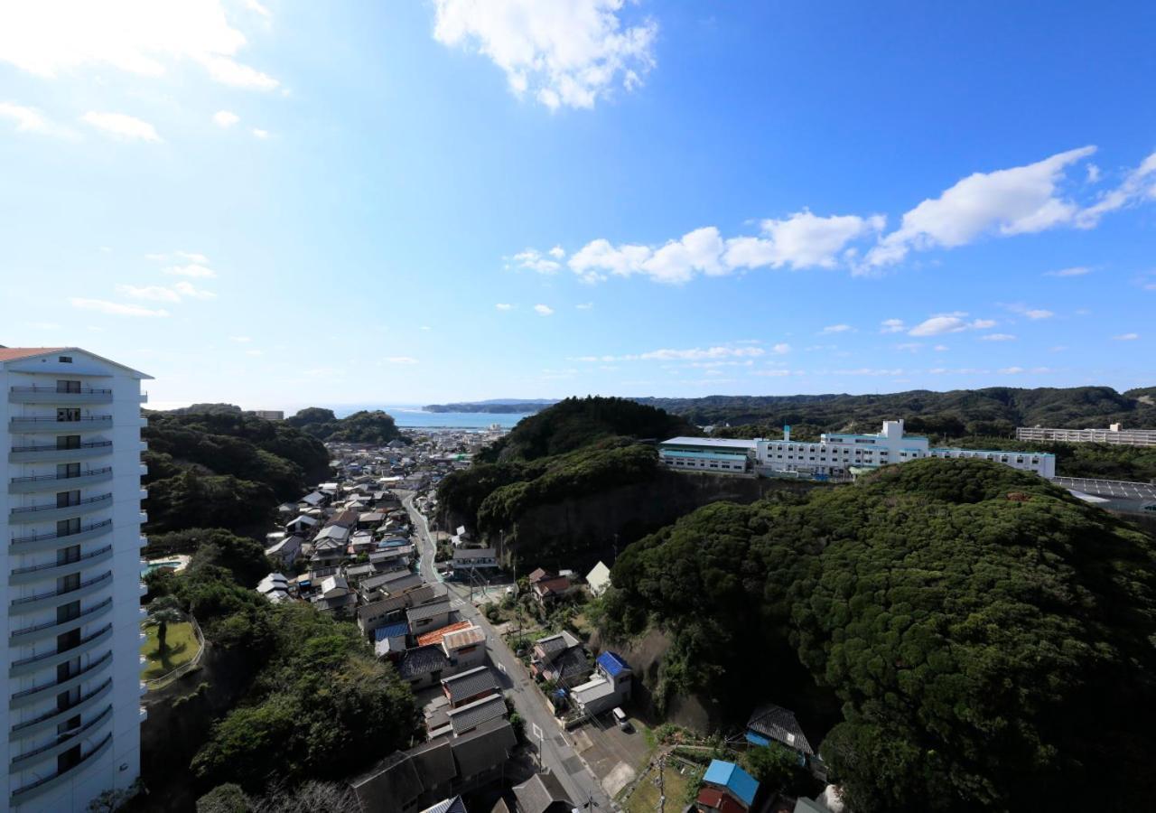 Katsuura Hilltop Hotel & Residence Bagian luar foto