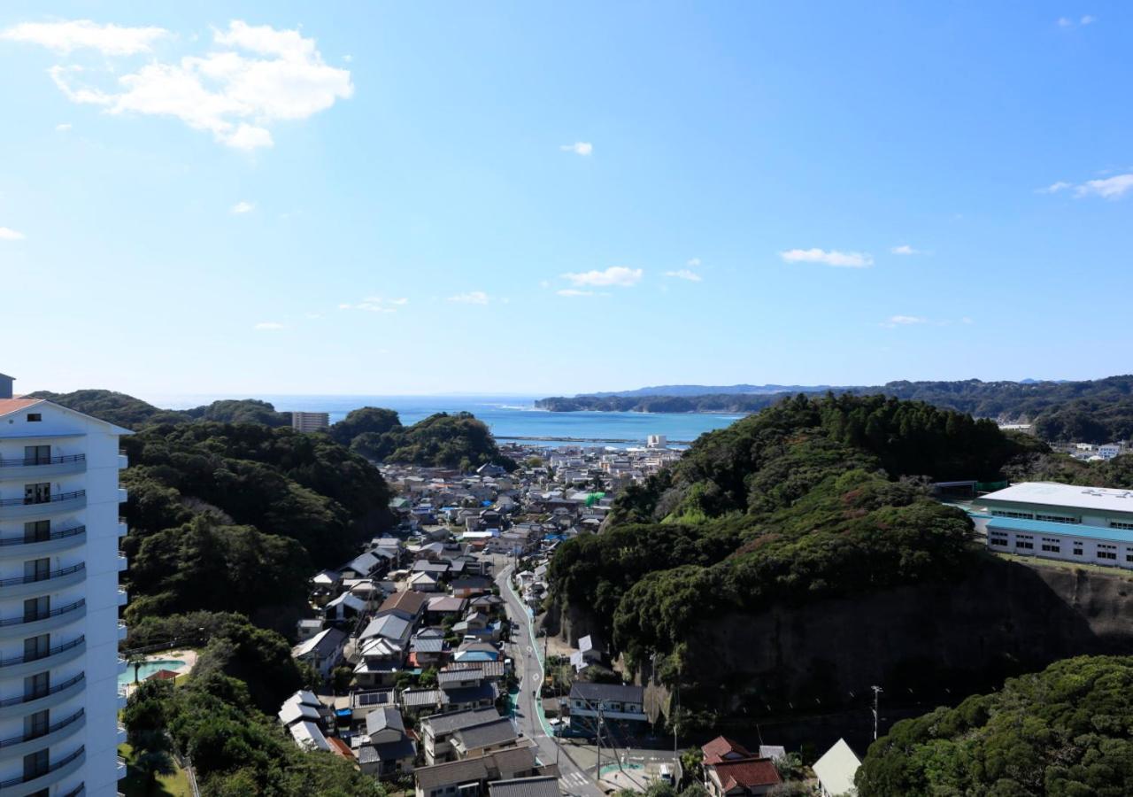 Katsuura Hilltop Hotel & Residence Bagian luar foto