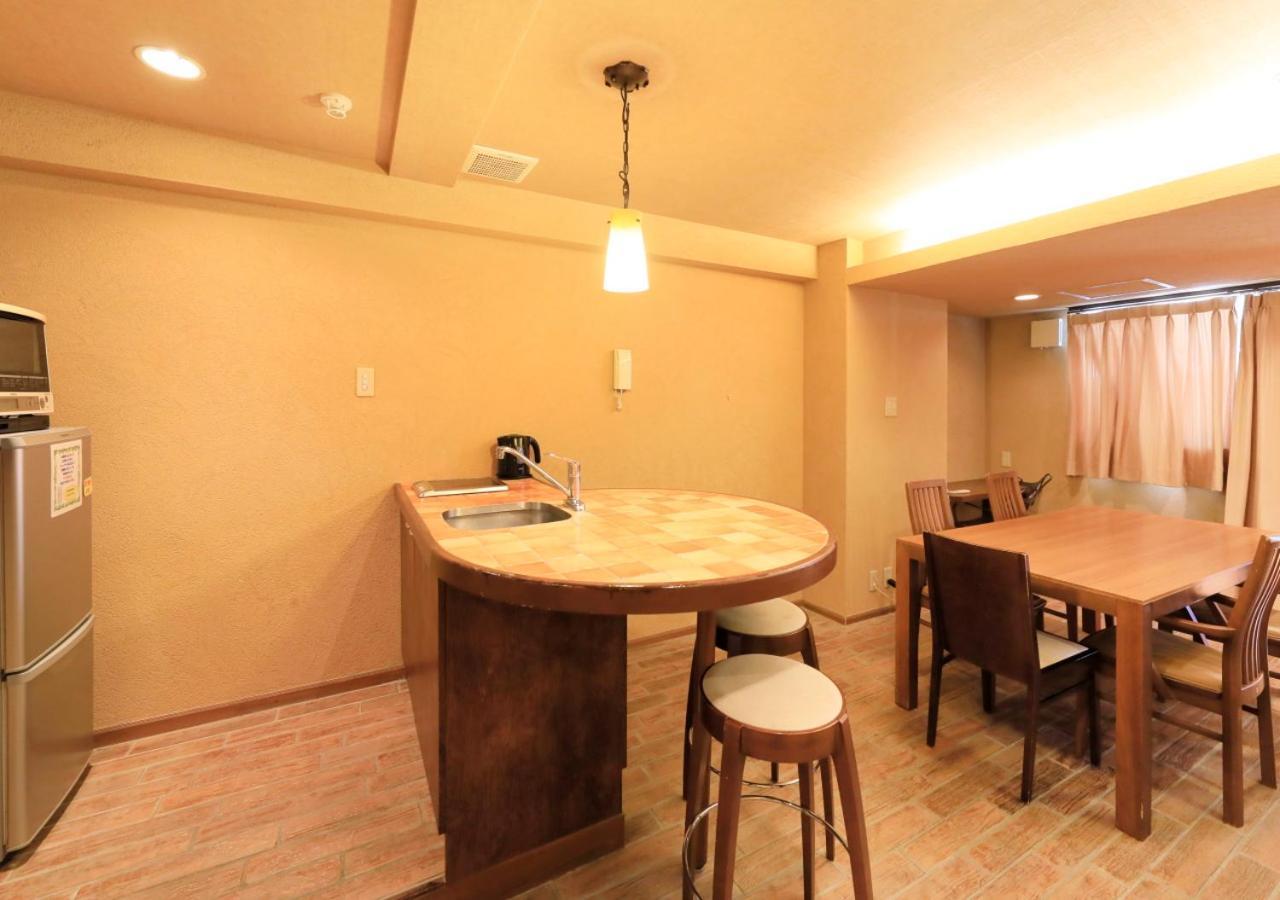 Katsuura Hilltop Hotel & Residence Bagian luar foto