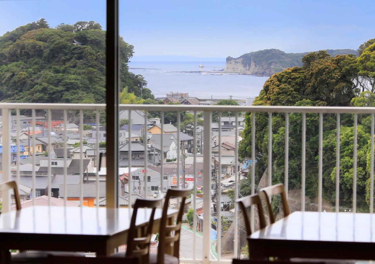 Katsuura Hilltop Hotel & Residence Bagian luar foto